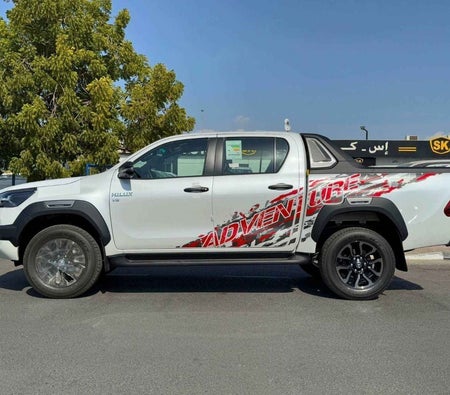 Bianca Toyota Hilux 2025