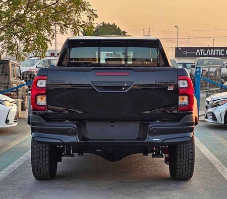 Nero Toyota Hilux 2025