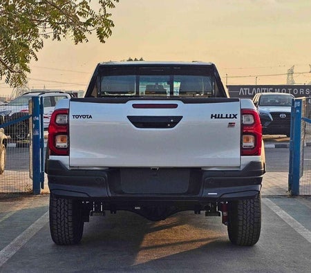 Bianca Toyota Hilux 2025