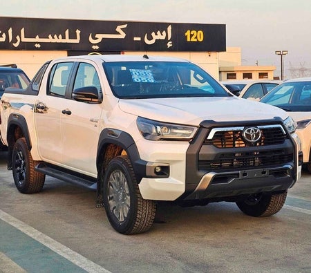 Bianca Toyota Hilux 2025