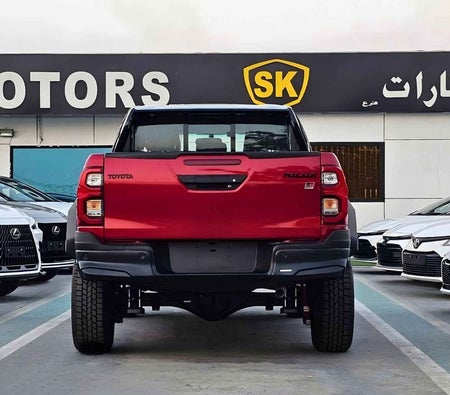 Red Toyota Hilux 2025