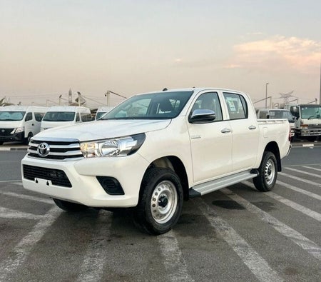 Toyota Hilux 2026, photo 3 of 4