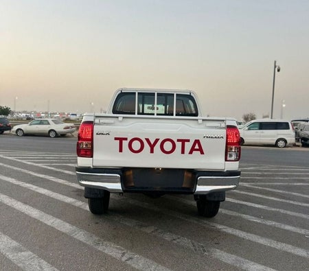 Toyota Hilux 2026, photo 4 of 4