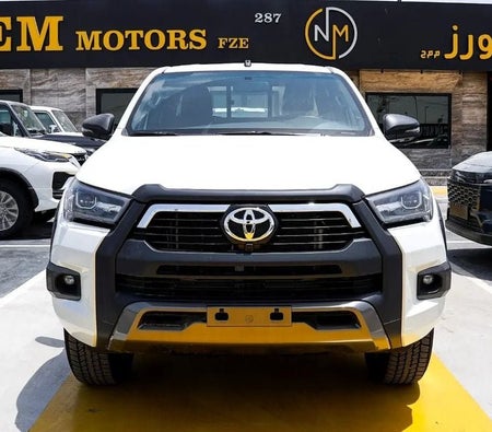 Toyota Hilux 2026, photo 3 of 4