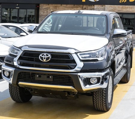 Toyota Hilux 2026, photo 3 of 4