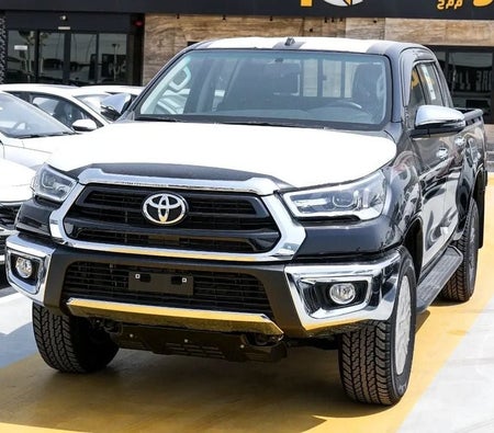 Toyota Hilux 2026, photo 2 of 4