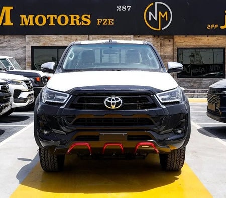 Toyota Hilux 2026, photo 2 of 4