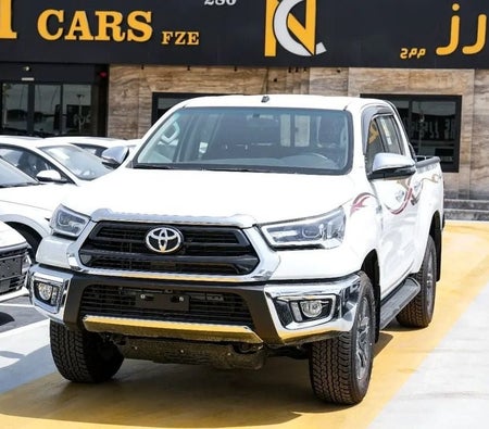 Toyota Hilux 2026, photo 2 of 4