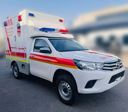 Toyota Hilux 2026, photo 1 of 4