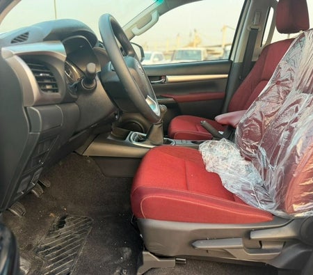 Toyota Hilux 2026, photo 4 of 4