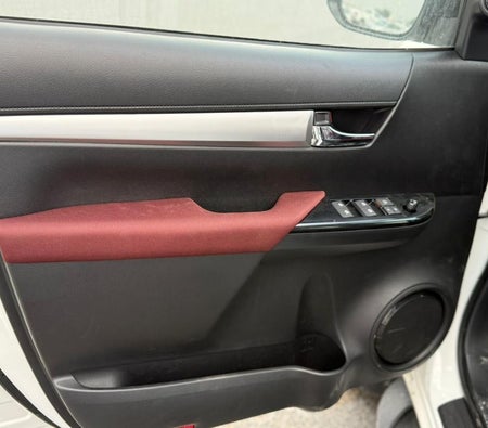 Toyota Hilux 2026, photo 4 of 4