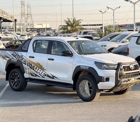 Toyota Hilux 2026, photo 3 of 4