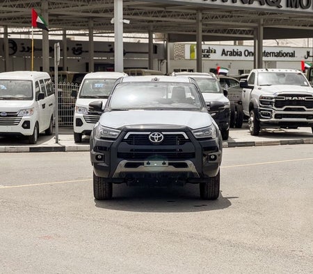 Toyota Hilux 2026, photo 2 of 4