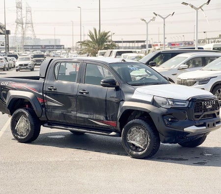 Toyota Hilux 2026, photo 3 of 4