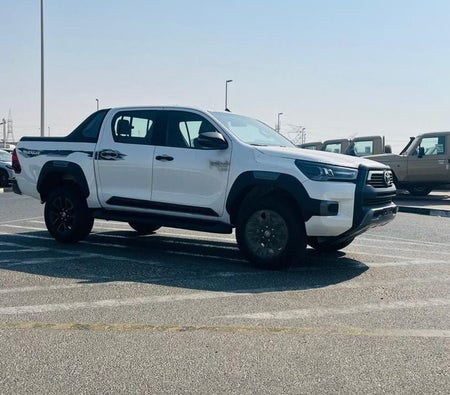 Toyota Hilux  2026, photo 1 of 4