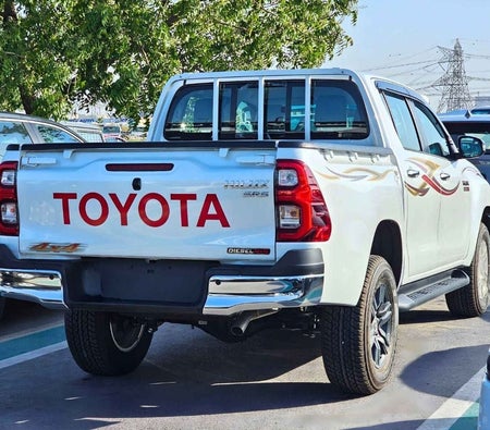 Bianca Toyota Hilux 2026