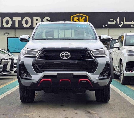 D'argento Toyota Hilux 2026