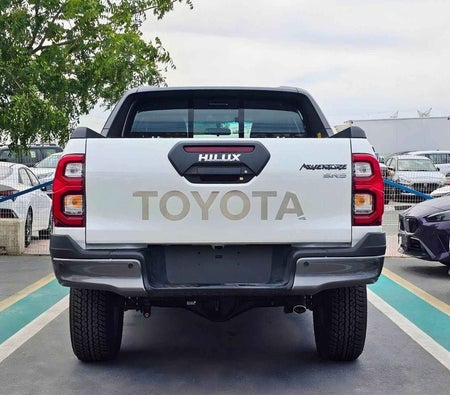 Bianca Toyota Hilux 2026