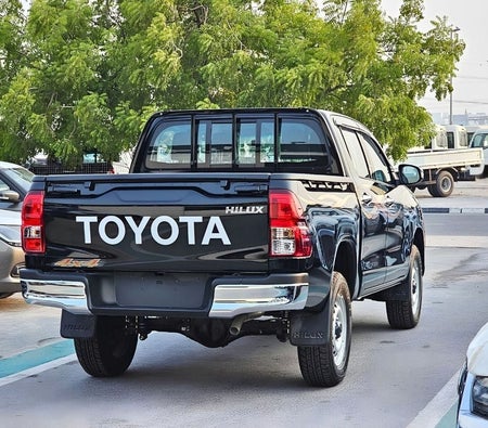 Черный Toyota Hilux 2026 Черный Toyota Hilux 2026