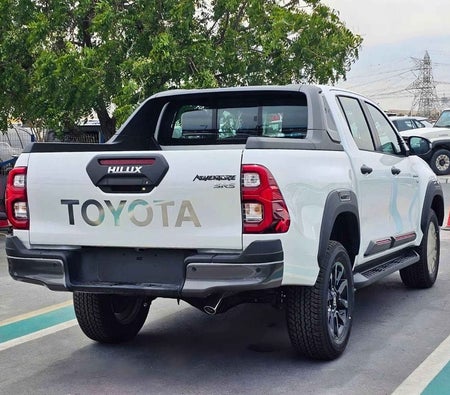 Bianca Toyota Hilux 2026