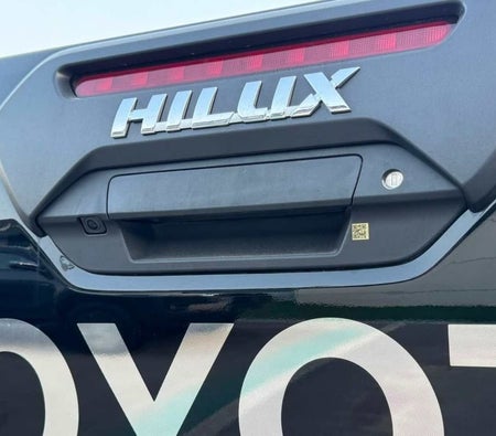 Черный Toyota Hilux 2026 Черный Toyota Hilux 2026