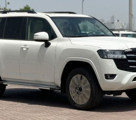 Bianca Toyota Land Cruiser 2024