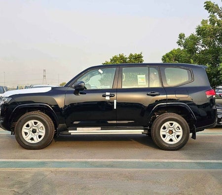 Nero Toyota Land Cruiser 2024