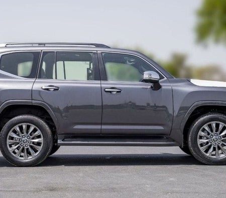 Toyota Land Cruiser 2025, photo 4 of 4
