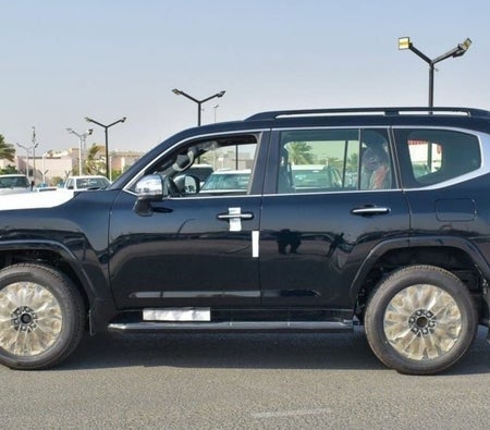 Toyota Land Cruiser 2025, photo 3 of 4