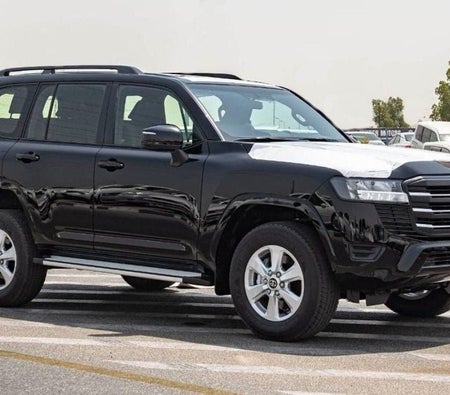 Toyota Land Cruiser 2025, photo 1 of 4