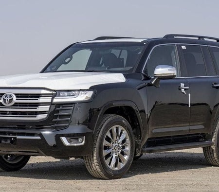 Toyota Land Cruiser 2025, photo 2 of 4