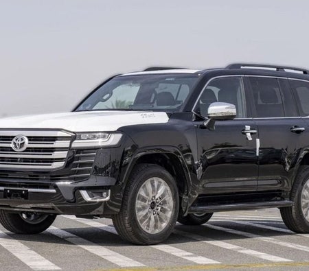 Toyota Land Cruiser 2025, photo 2 of 4