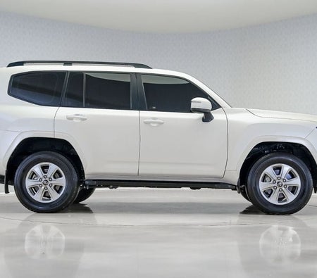 Toyota Land Cruiser  2025, photo 3 of 4