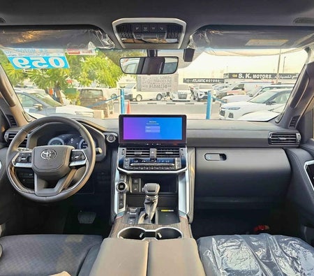 Nero Toyota Land Cruiser 2025