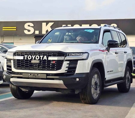 Bianca Toyota Land Cruiser 2025
