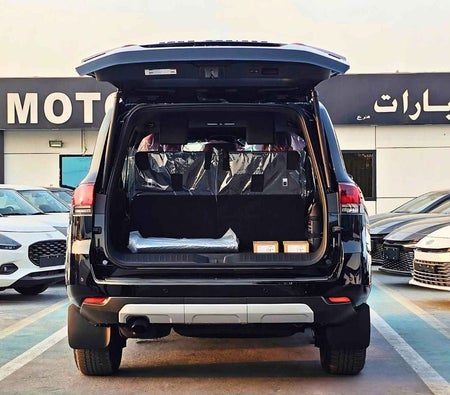 Nero Toyota Land Cruiser 2025