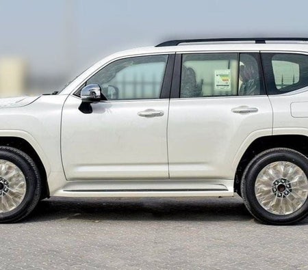 Toyota Land Cruiser 2026, photo 2 of 4