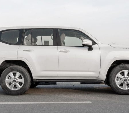 Toyota Land Cruiser 2026, photo 2 of 4