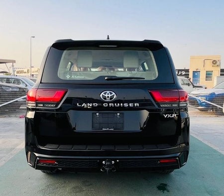 Toyota Land Cruiser  2026, photo 4 of 4