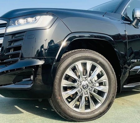 Toyota Land Cruiser  2026, photo 4 of 4