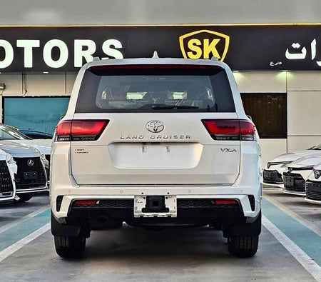 Bianca Toyota Land Cruiser 2026