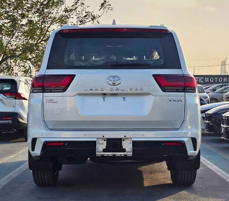 Bianca Toyota Land Cruiser 2026