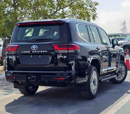 Nero Toyota Land Cruiser 2026