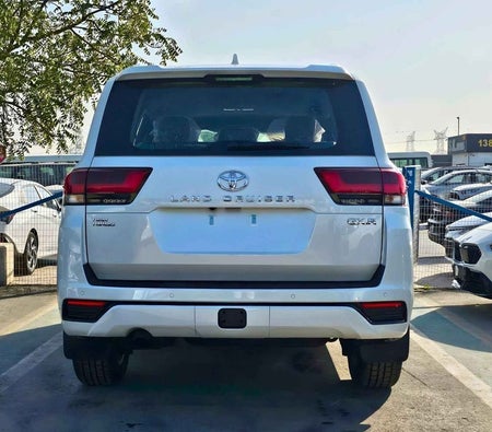 Bianca Toyota Land Cruiser 2026