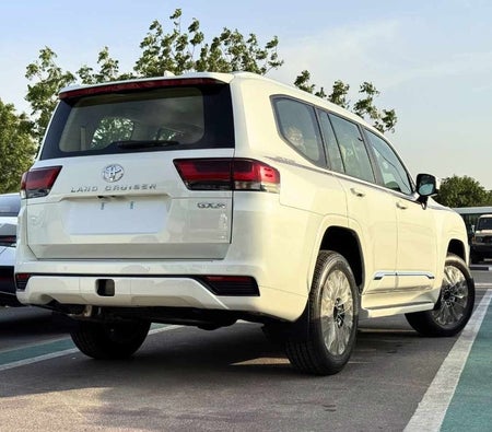 Bianca Toyota Land Cruiser 2026