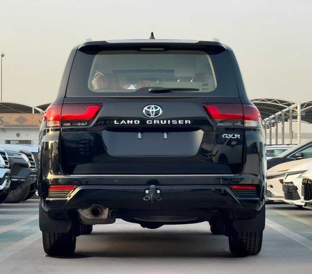 Schwarz Toyota Land Cruiser 2026