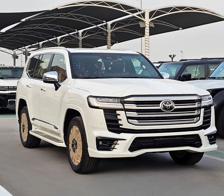 Bianca Toyota Land Cruiser 2026