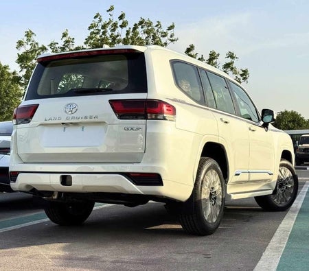 Bianca Toyota Land Cruiser 2026