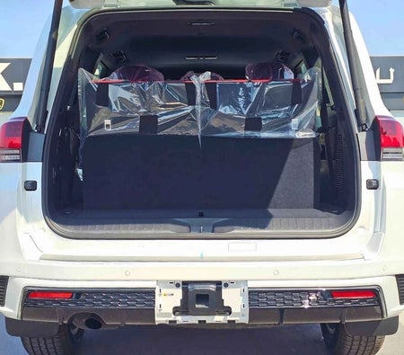 Bianca Toyota Land Cruiser 2026