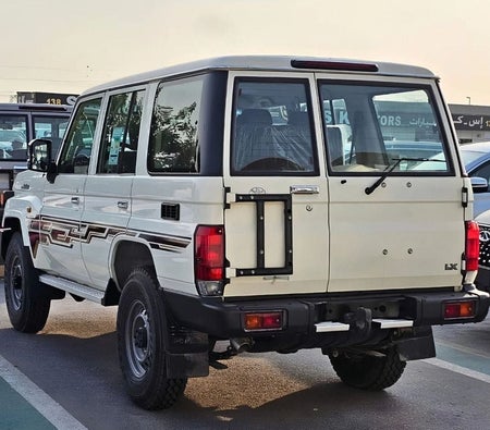 Bianca Toyota Land Cruiser 70 2024 Bianca Toyota Land Cruiser 70 2024